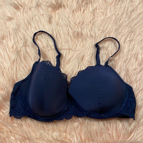 Victoria’s Secret Dream Angels Lined Demi Bra Size 32D - Picture 1 of 4